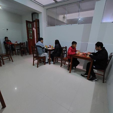 Hotel Real Bolivar Chimbote Exterior foto